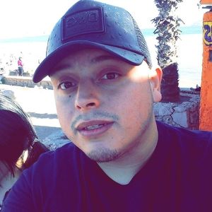 Meet your Posher, Javier